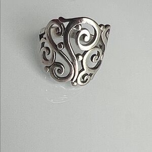 James Avery Retired Open scroll ring